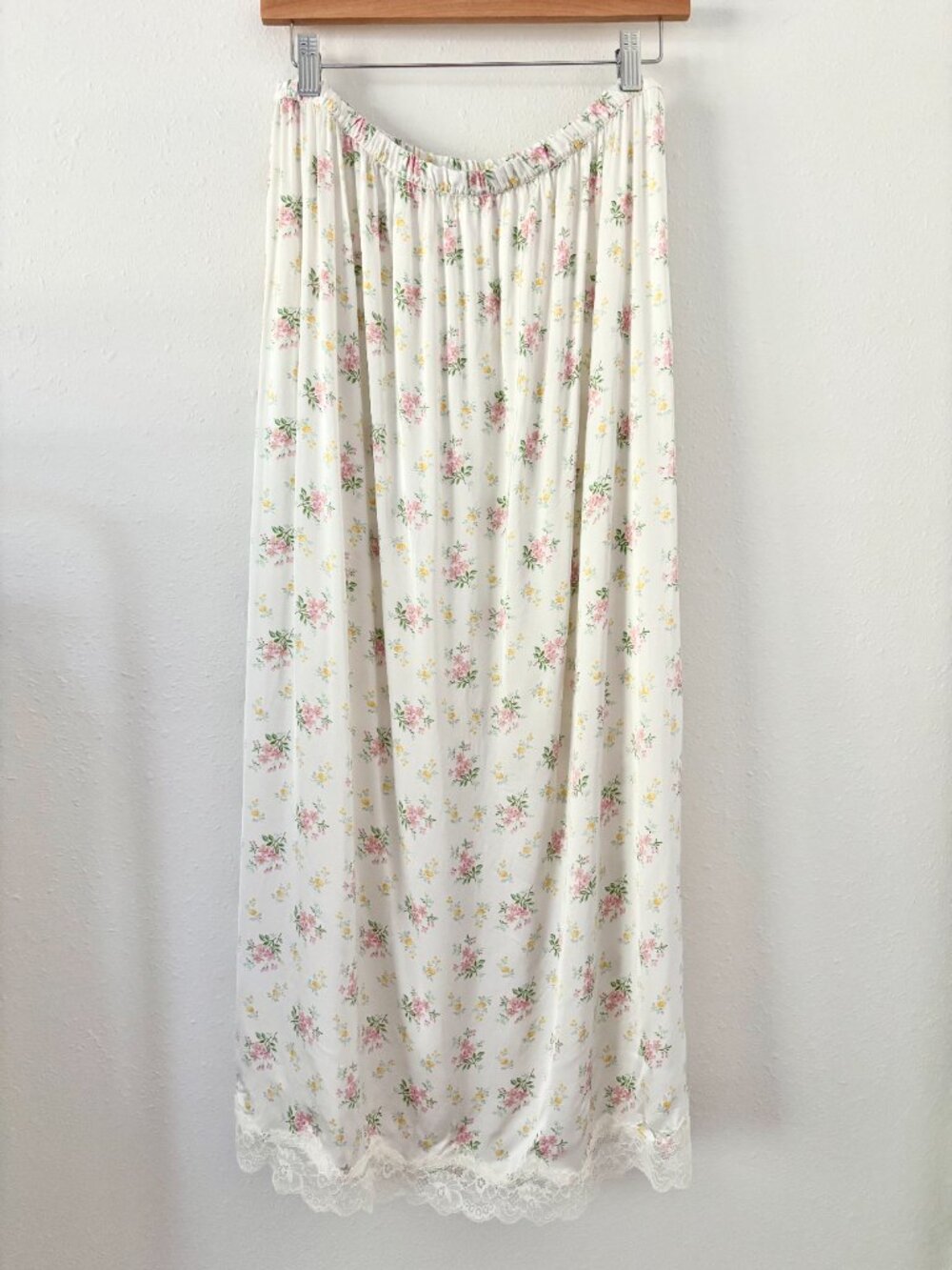 Aerie Floral Lace Skirt - Picture 4 of 7